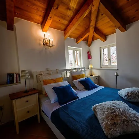 Sleek And Trendy Downtown - One Bedroom Appartamento Rovigno